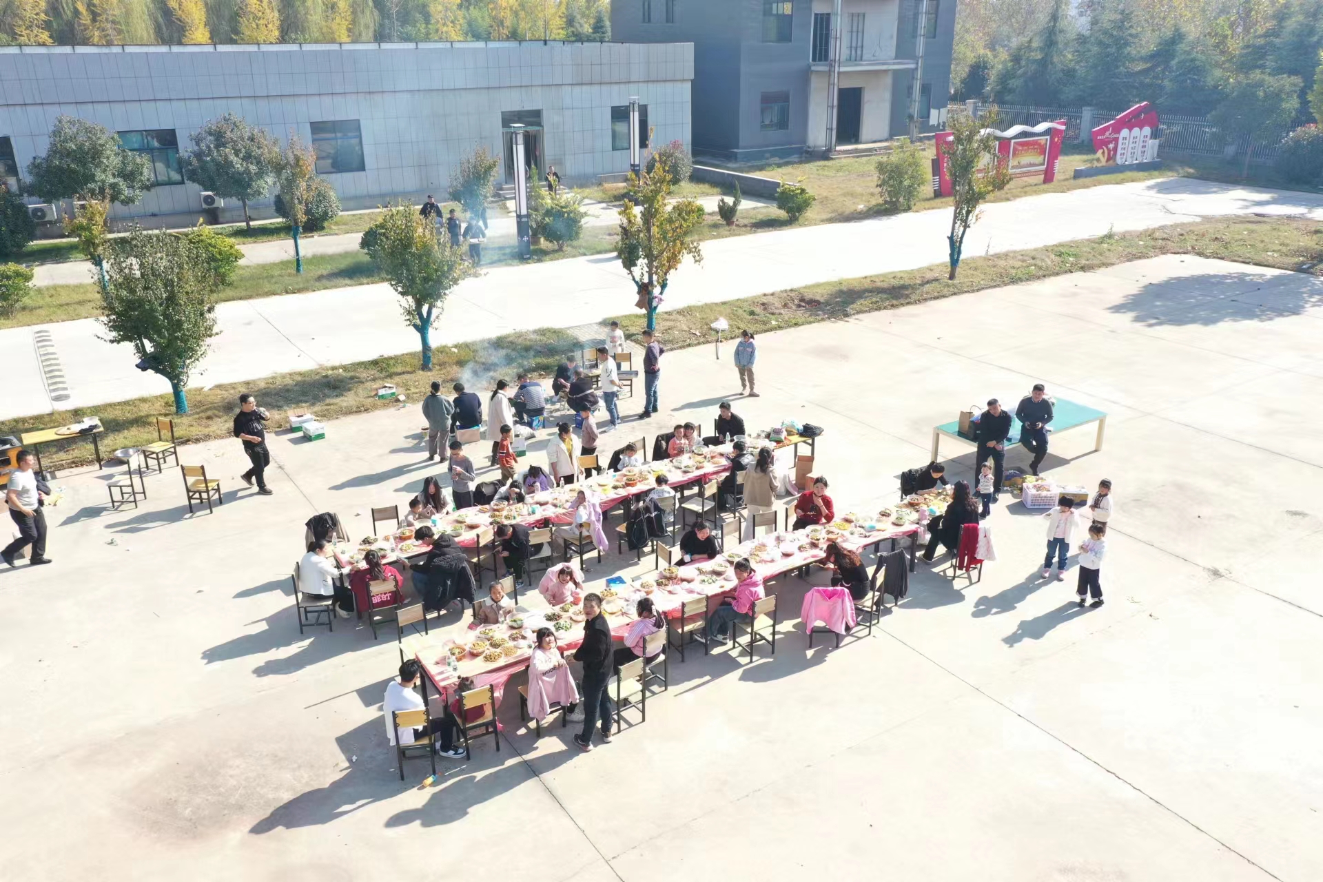 腾越团建之不负时光，”食客相伴“(图2)